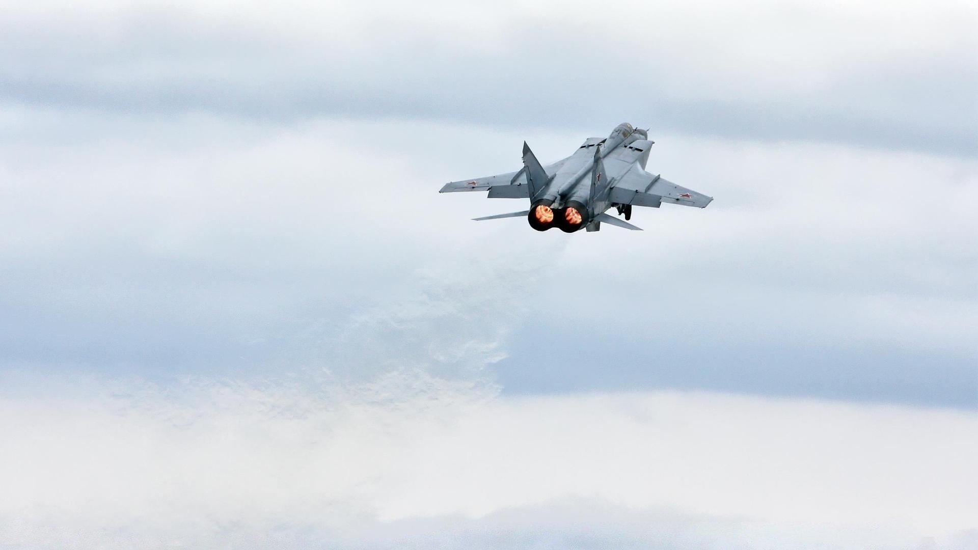 终点冲刺技术动作分析,终点冲刺是什么意思